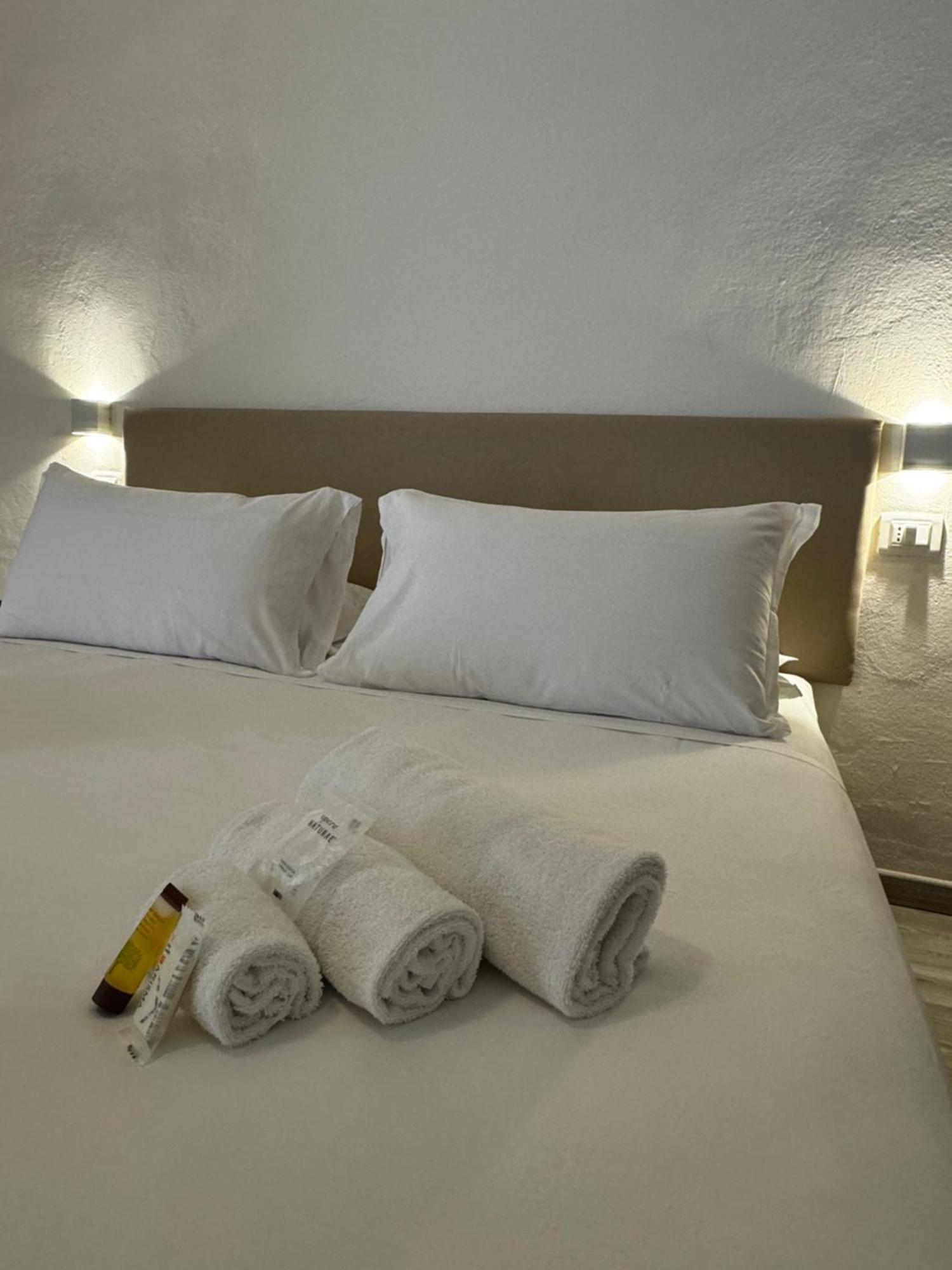 Hotel The Flash - เวนตูรีนา แตร์เม ห้อง รูปภาพ